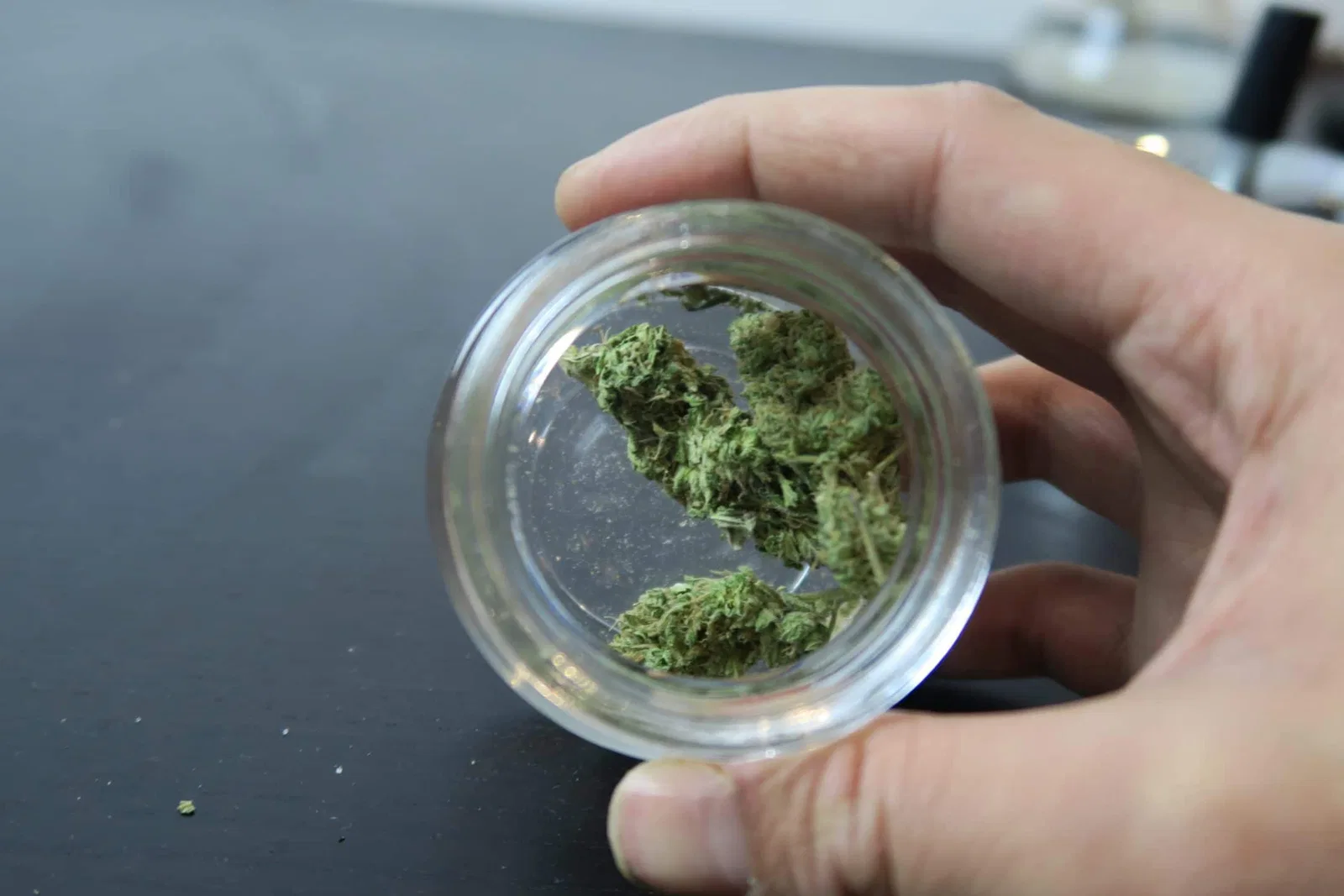 B29 cannabis flower from the original UK review archive.