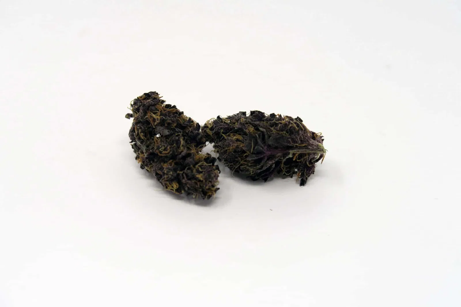 Blackberry Kush cannabis flower from the original UK review archive.