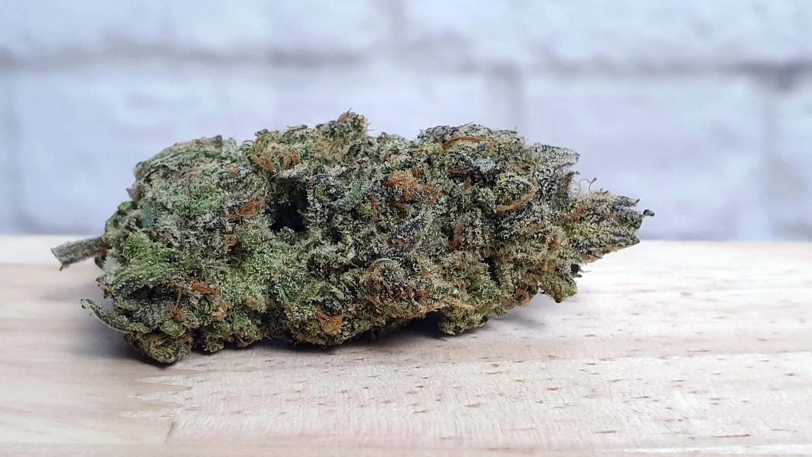 Chocolate Orange cannabis flower from the original UK review archive.