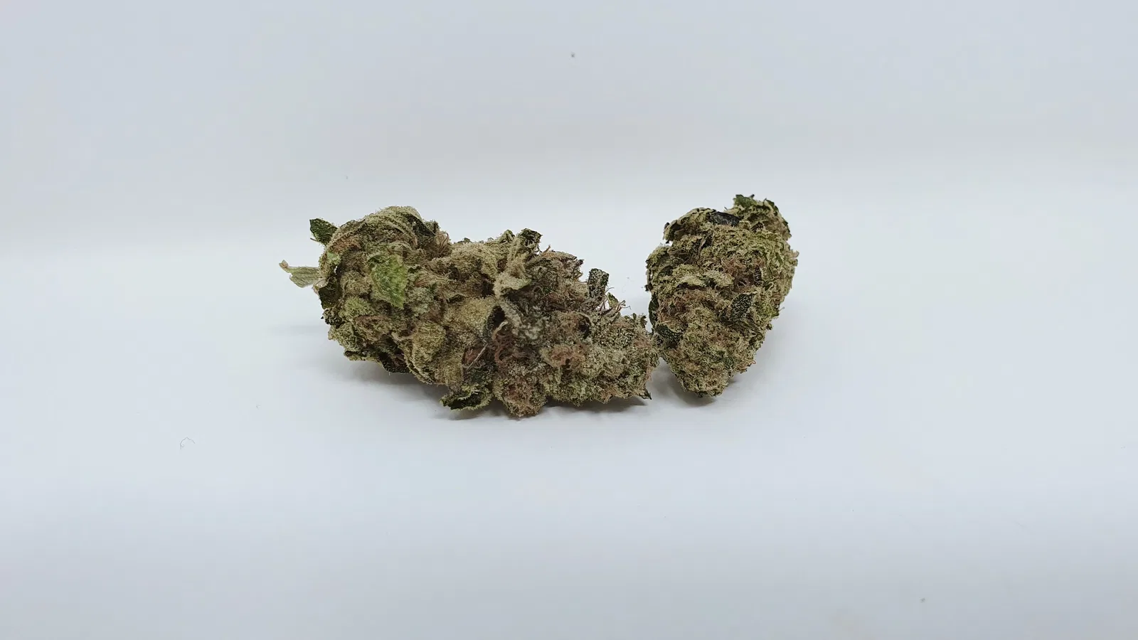 Enzo cannabis flower from the original UK review archive.